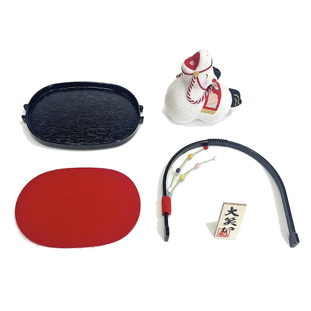 日本製 大笑迎福馬年擺設│Made in Japan – Laughing White Horse Ornament