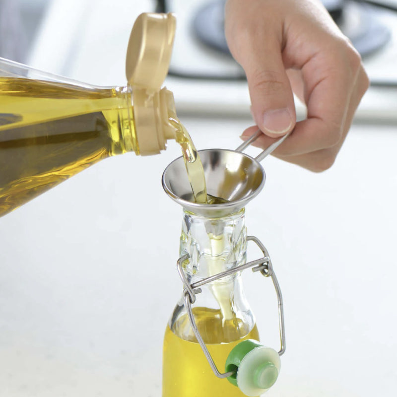 日本製手柄小漏斗│Japanese Small Handled Funnel