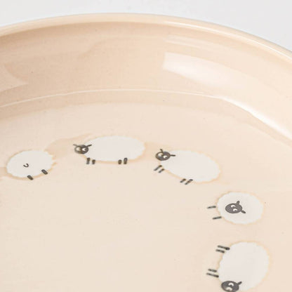 小羊溫柔搖籃曲圓碟 (米杏色)│Little Sheep Gentle Lullaby Round Plate (Light Beige)