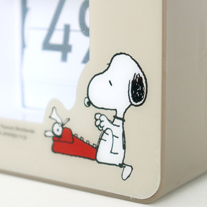 Snoopy and Woodstock Flip Clock│史諾比與胡士托翻頁鐘