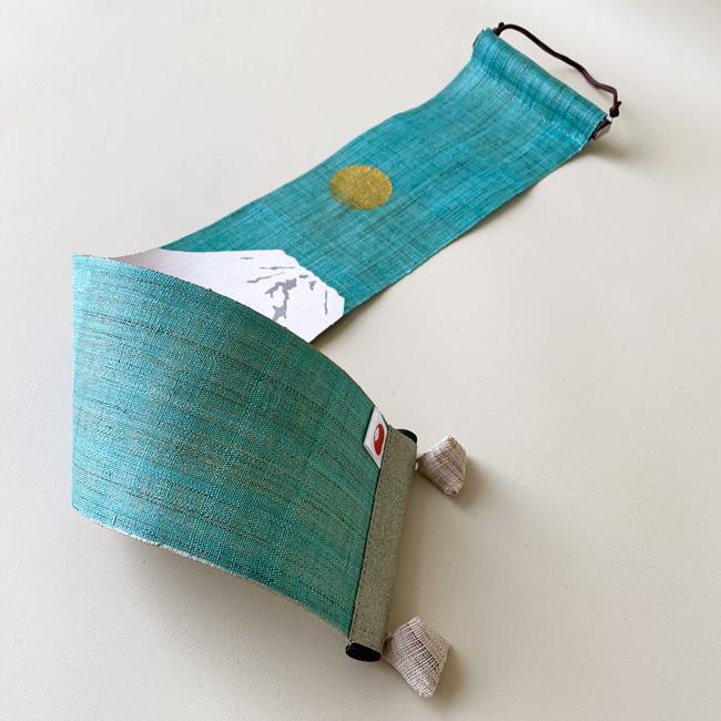 京都手繪富士山掛飾│Hand-Painted Mount Fuji Decorative Tapestry