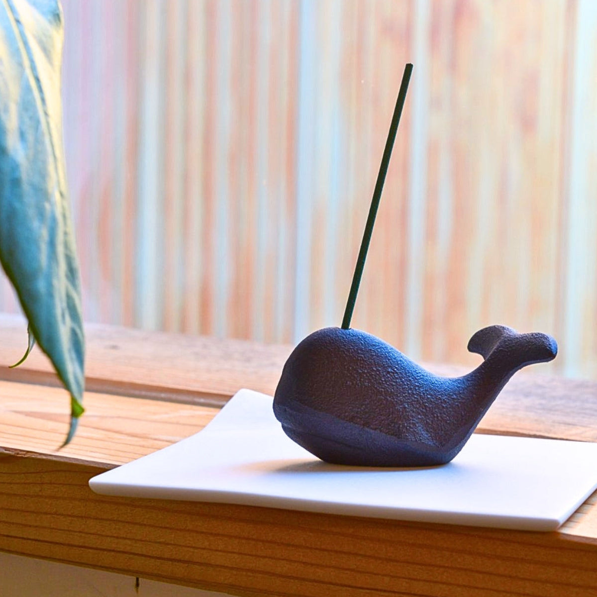 鯨魚南部鉄器線香座│Whale Nambu Cast Iron Incense Holder