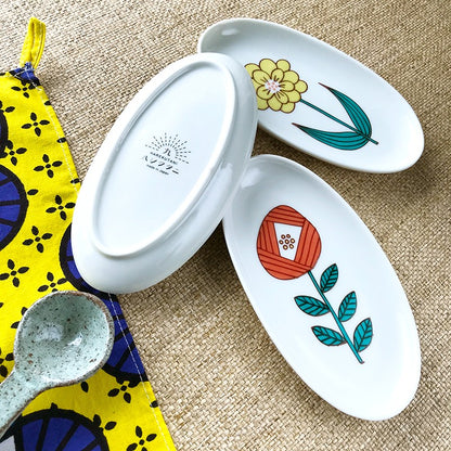 Kutani Ware Artisanal Oval Flower Dish│九谷燒手工橢圓花兒小碟