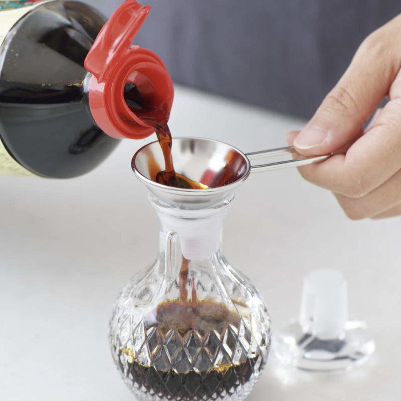 日本製手柄小漏斗│Japanese Small Handled Funnel