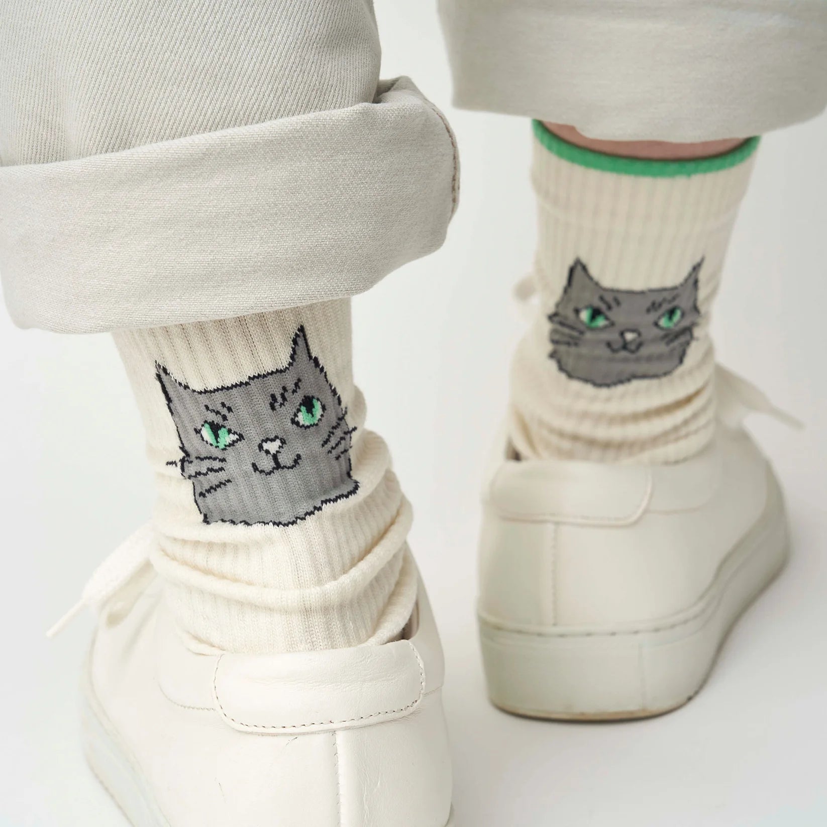 from F miau 灰貓棉質中筒襪│from F miau Grey Cat Cotton Crew Socks