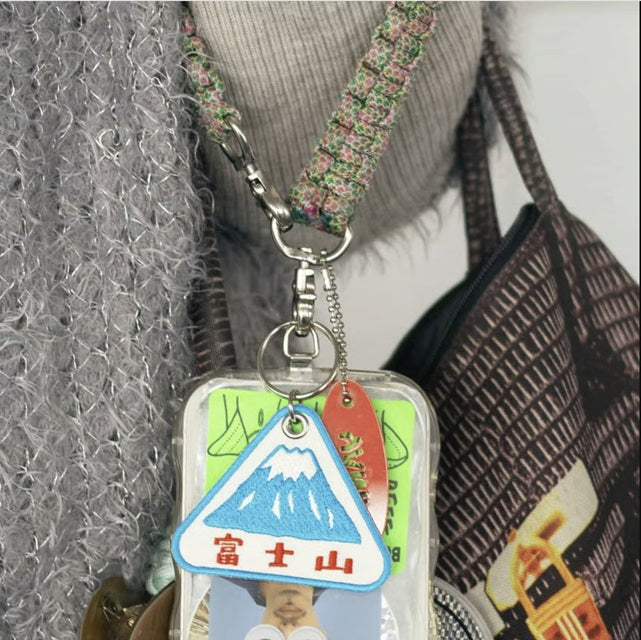 富士山雙面刺繡匙扣│Mt. Fuji Double-Sided Embroidered Keychain